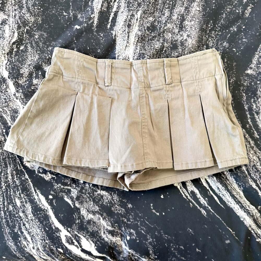 Hot Topic Almost Famous Pleated Micro Mini Skirt / Skort - Gray Size Small